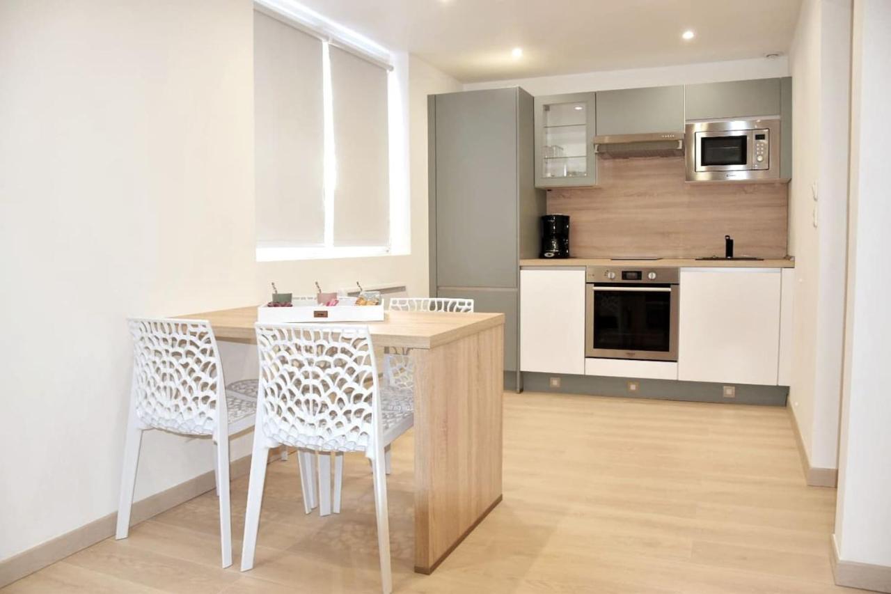 Bel Appartement Situe Quartier Louvre-Bollaert Lens Exterior foto