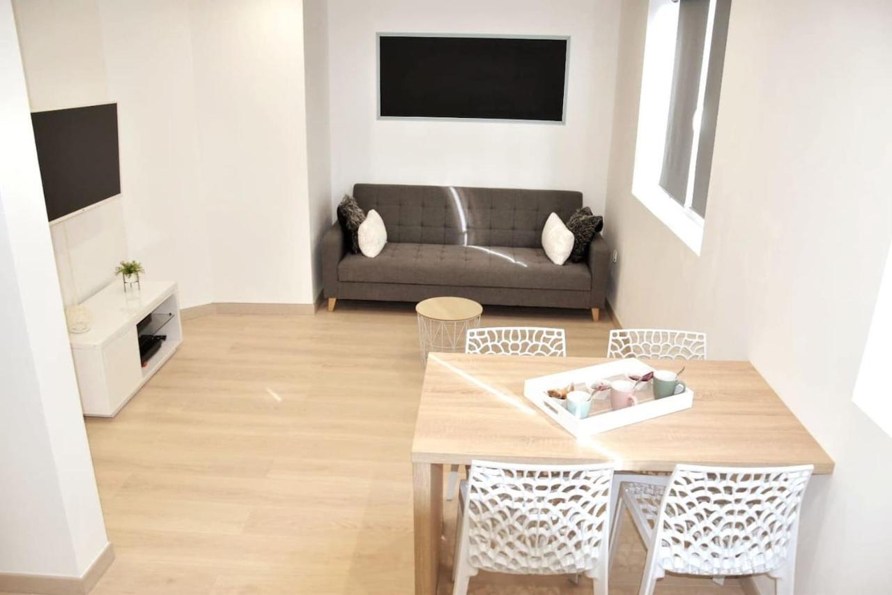Bel Appartement Situe Quartier Louvre-Bollaert Lens Exterior foto