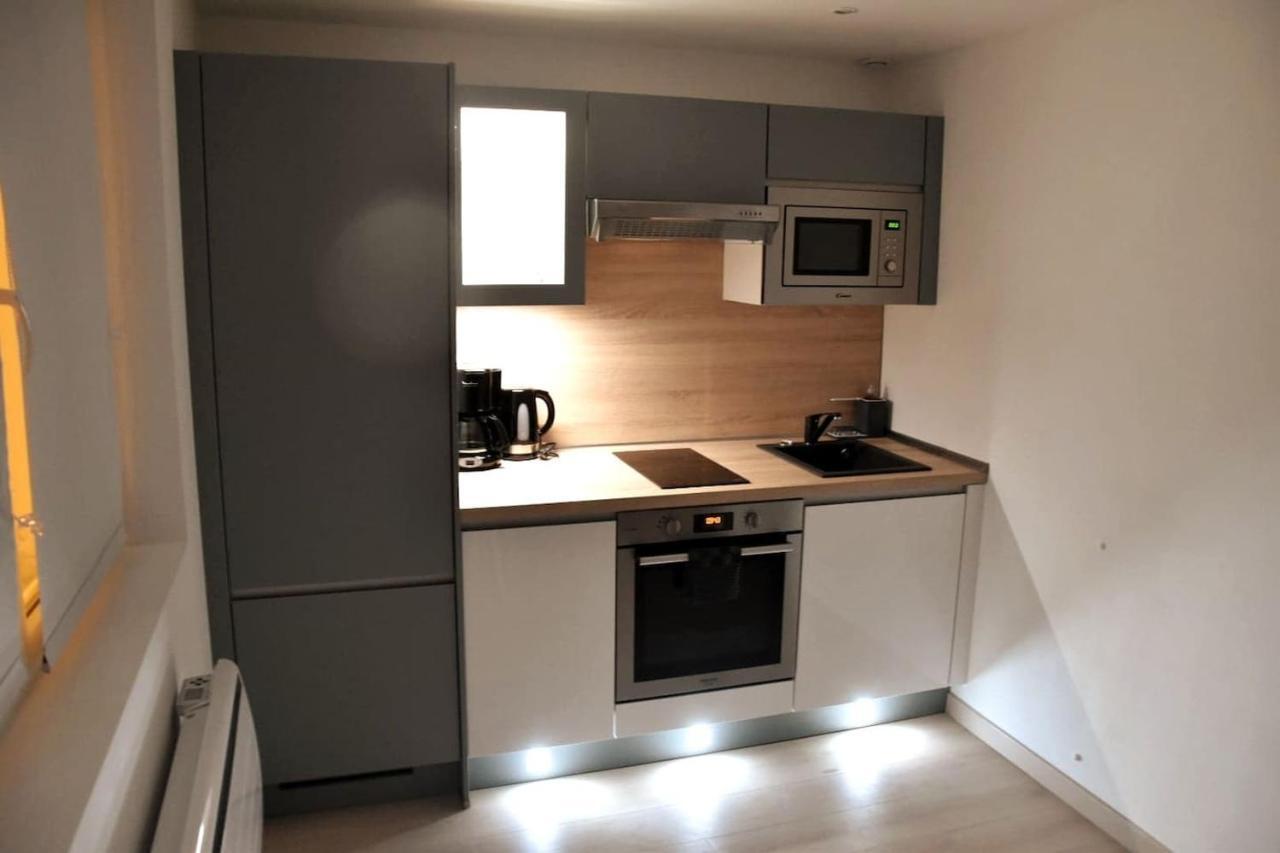 Bel Appartement Situe Quartier Louvre-Bollaert Lens Exterior foto